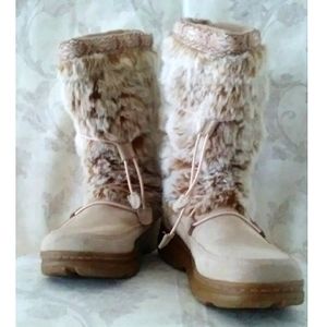 🎉SALE🎉MINNETONKA PULL ON WINTER BOOTS